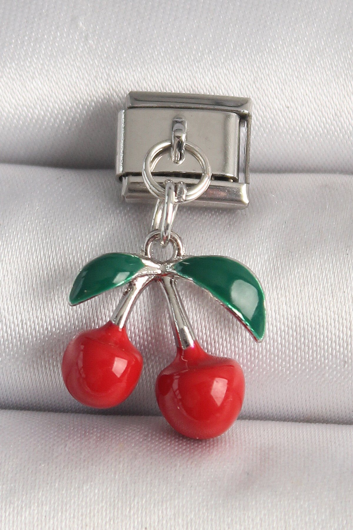 316L Çelik Gümüş Renk Kiraz Model Nomination Charm