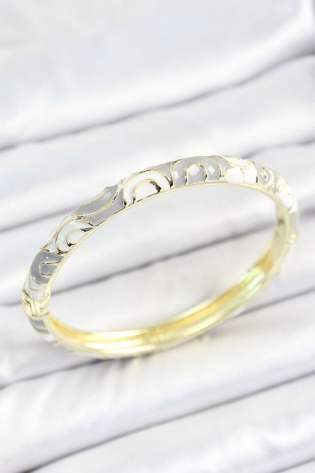 Mineli Pirinç Gri Beyaz Sarmal Desenli Gold Renk Kadın Kelepçe