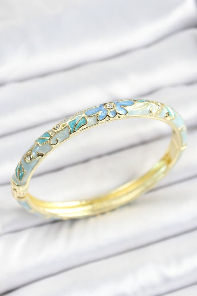Mineli Pirinç Zirkon Taşlı Mavi Çiçek Desenli Gold Renk Kadın Kelepçe