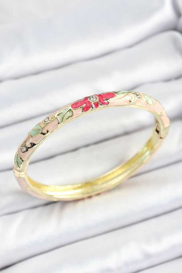 Mineli Pirinç Zirkon Taşlı Yeşil Pembe Çiçek Desenli Gold Renk Kadın Kelepçe