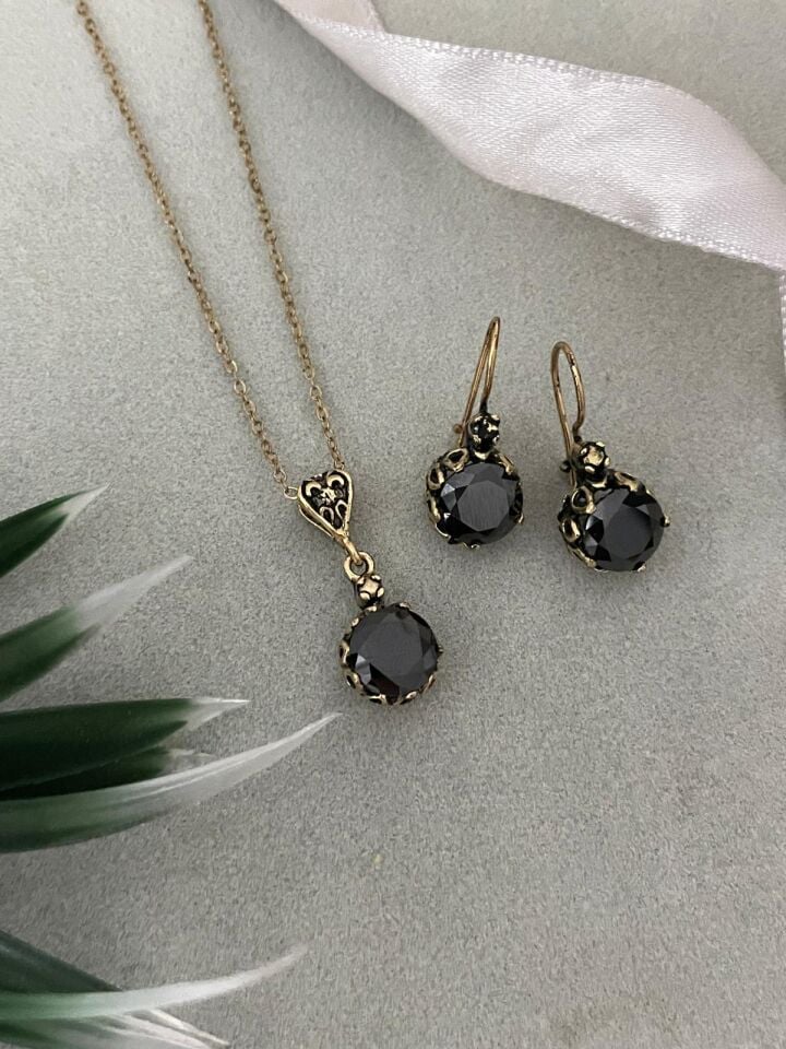 Bronz Siyah Zirkon Taş Kolye Küpe Set