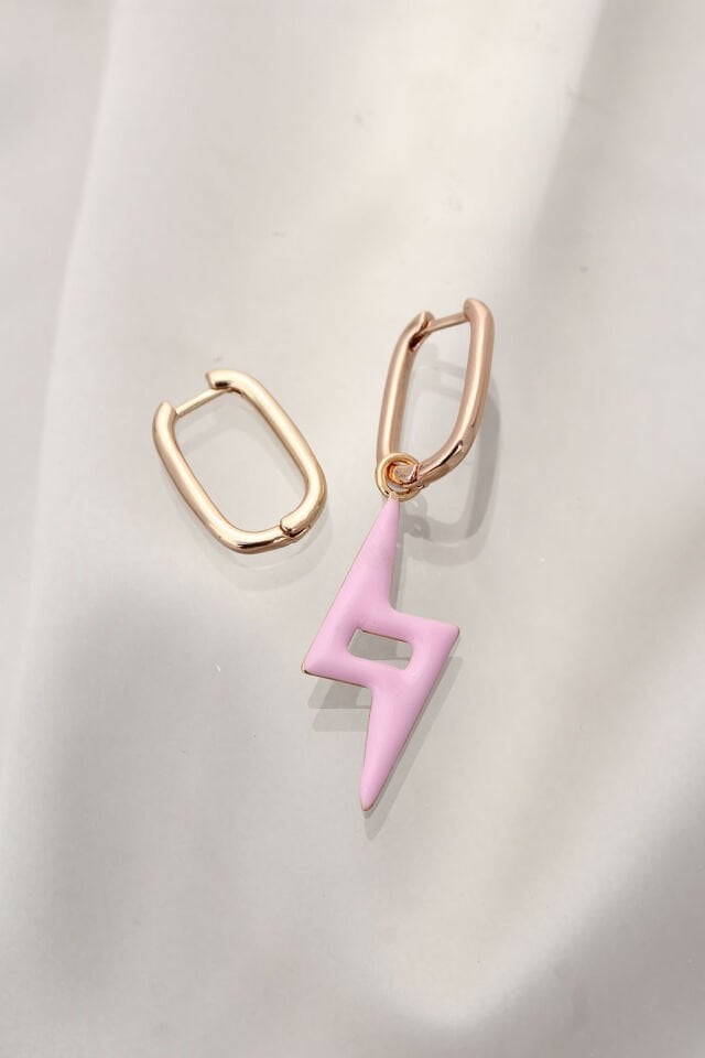 Pembe Şimşek Model Çelik Küpe