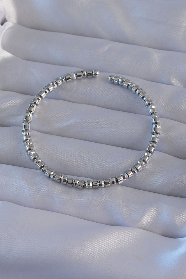 Pirinç Gümüş Renk Oval Detaylı Bileklik